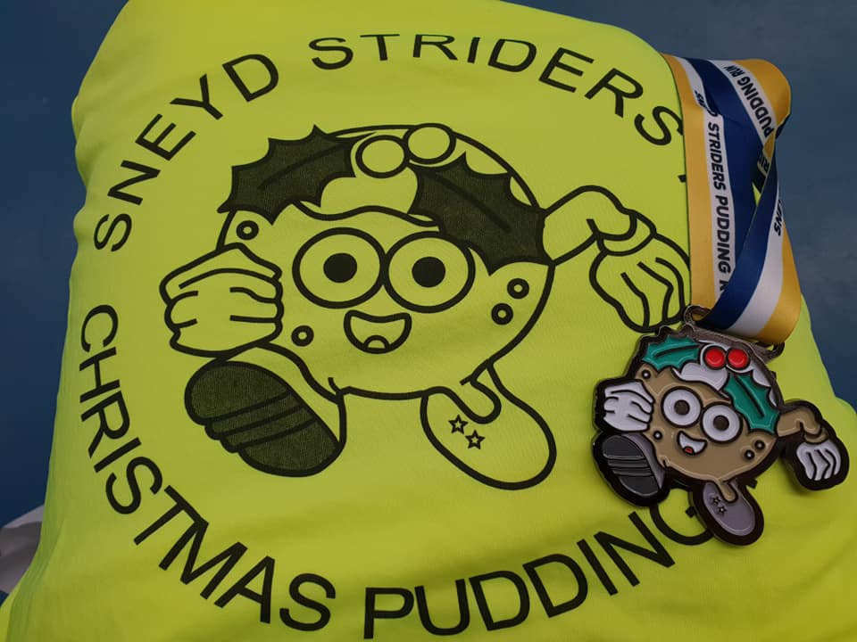Sneyd 10 Mile T-shirt and Medal